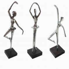 Figuras y esculturas